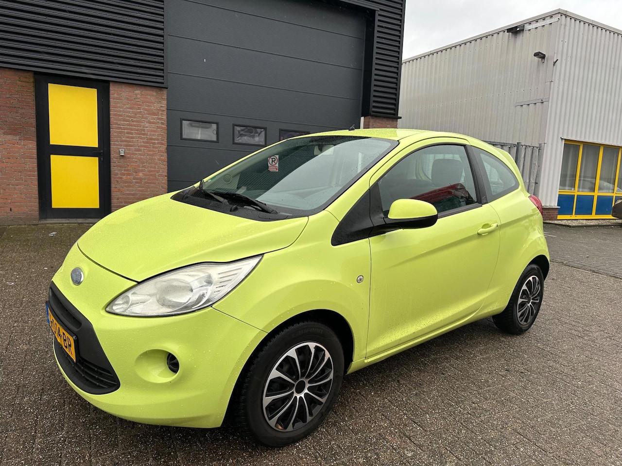 FORD KA