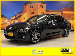 BMW 3-serie - 330i High Exe M-Sport Aut Leer Harman Kardon