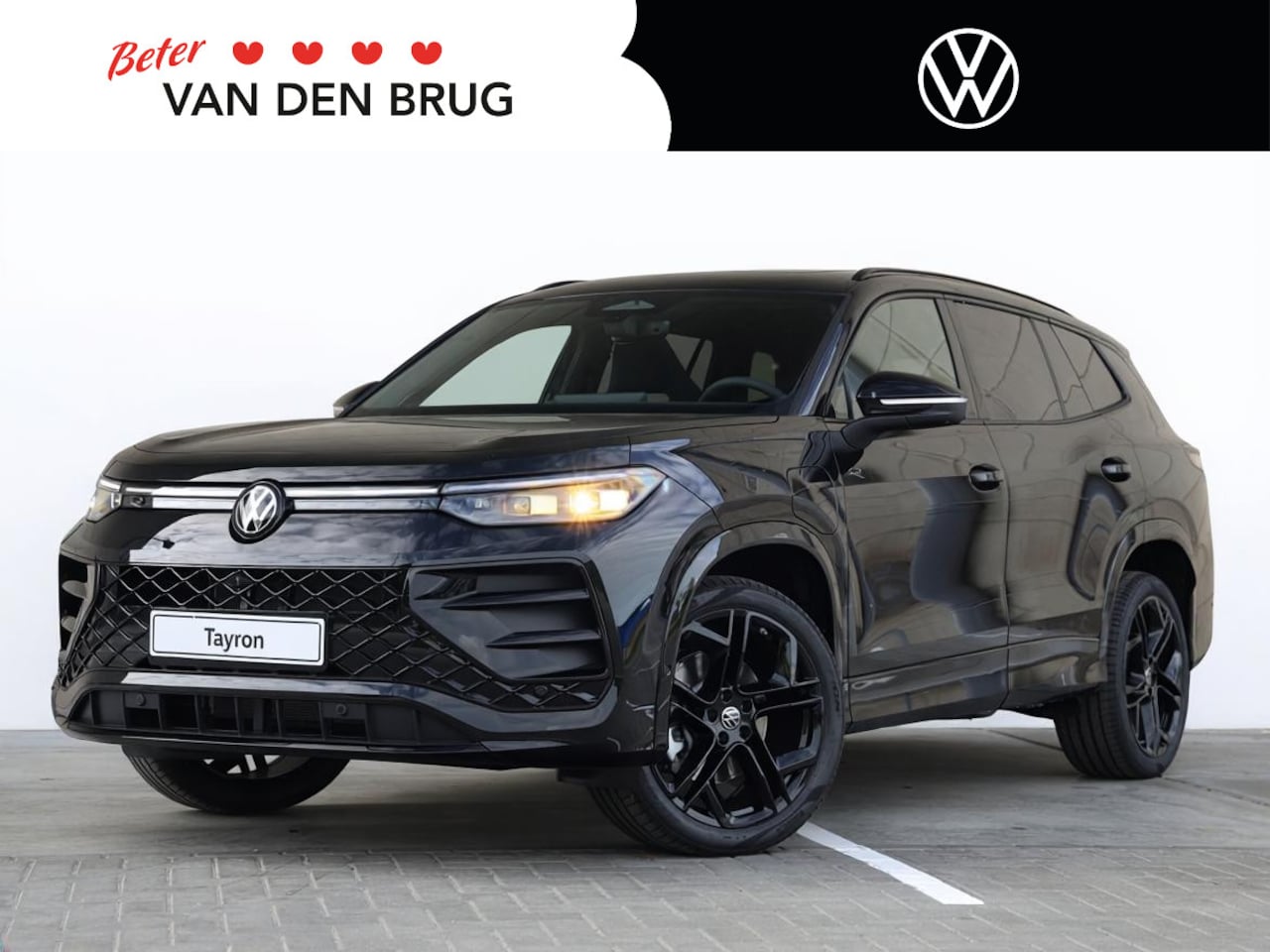 Volkswagen Tayron - R-Line Edition 1.5 eHybrid 272 PK | Black style | Harman kardon | Trekhaak | Panoramadak | - AutoWereld.nl