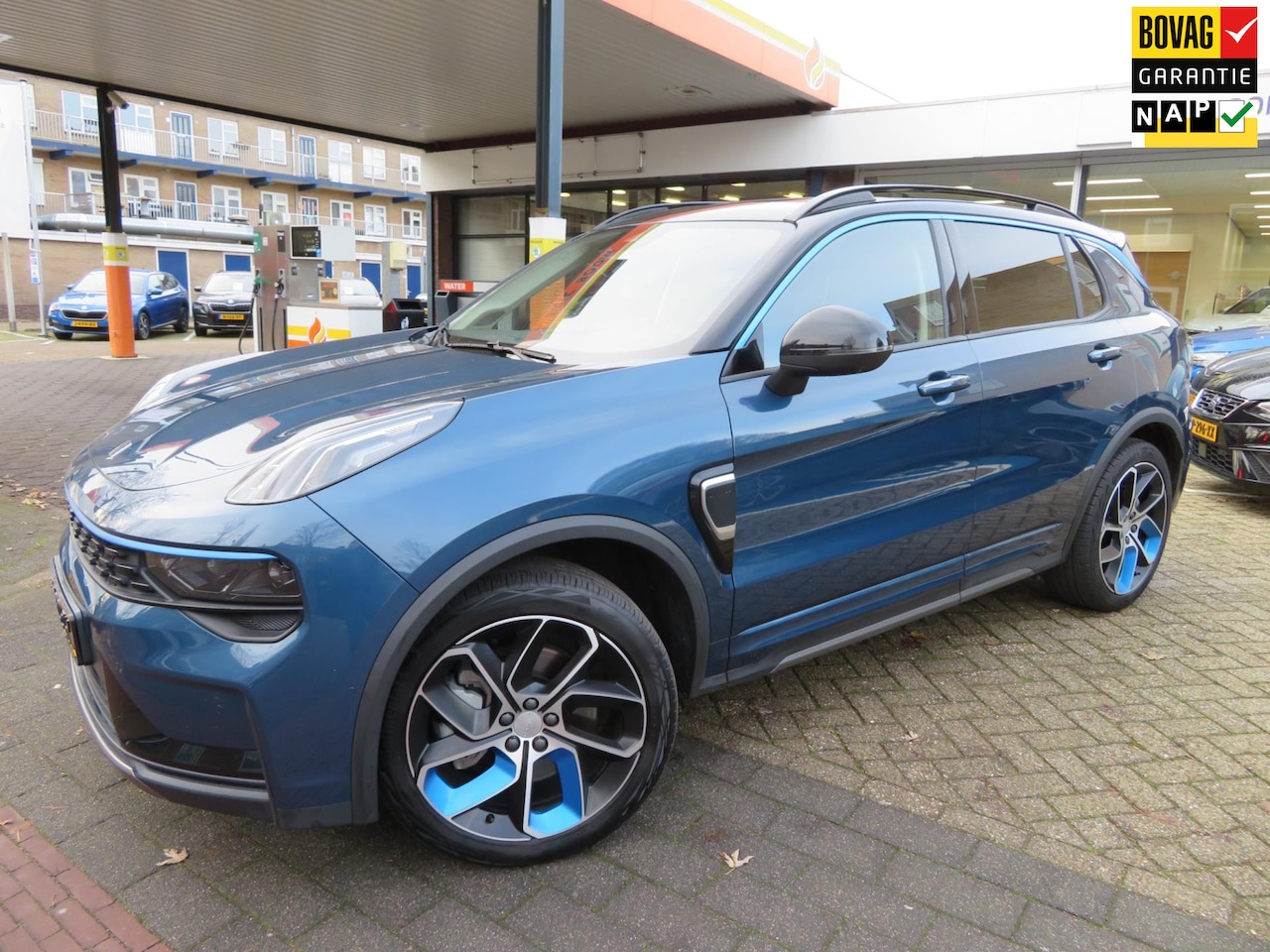 Lynk & Co 01 - 1.5 PHEV 26dKM ! TREKHAAK ! PANODAK ,360 CAMERA, INFINTY SPEAKER SYST. - AutoWereld.nl
