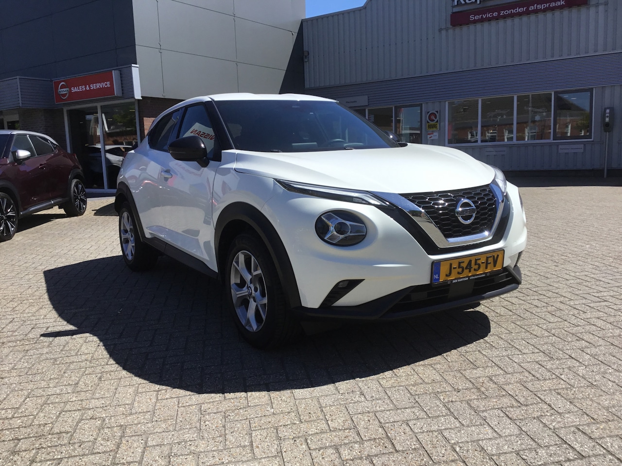Nissan Juke - 1.0 DIG-T N-Connecta 1.0 DIG-T N-Connecta - AutoWereld.nl