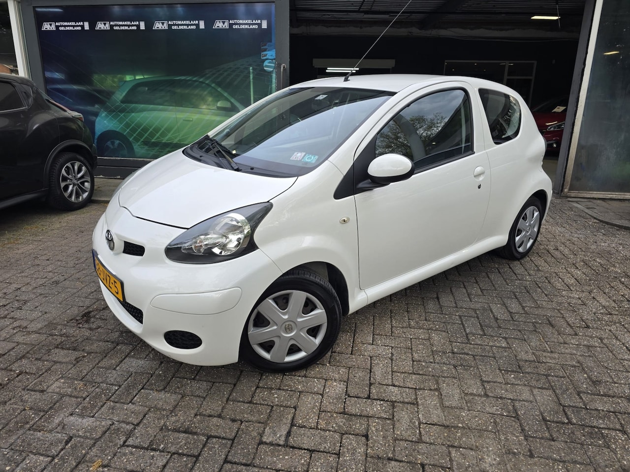 Toyota Aygo - 1.0-12V Comfort | AUTOMAAT | 1E EIGENAAR | 12MND GARANTIE | ELEC RAMEN | NW APK - AutoWereld.nl