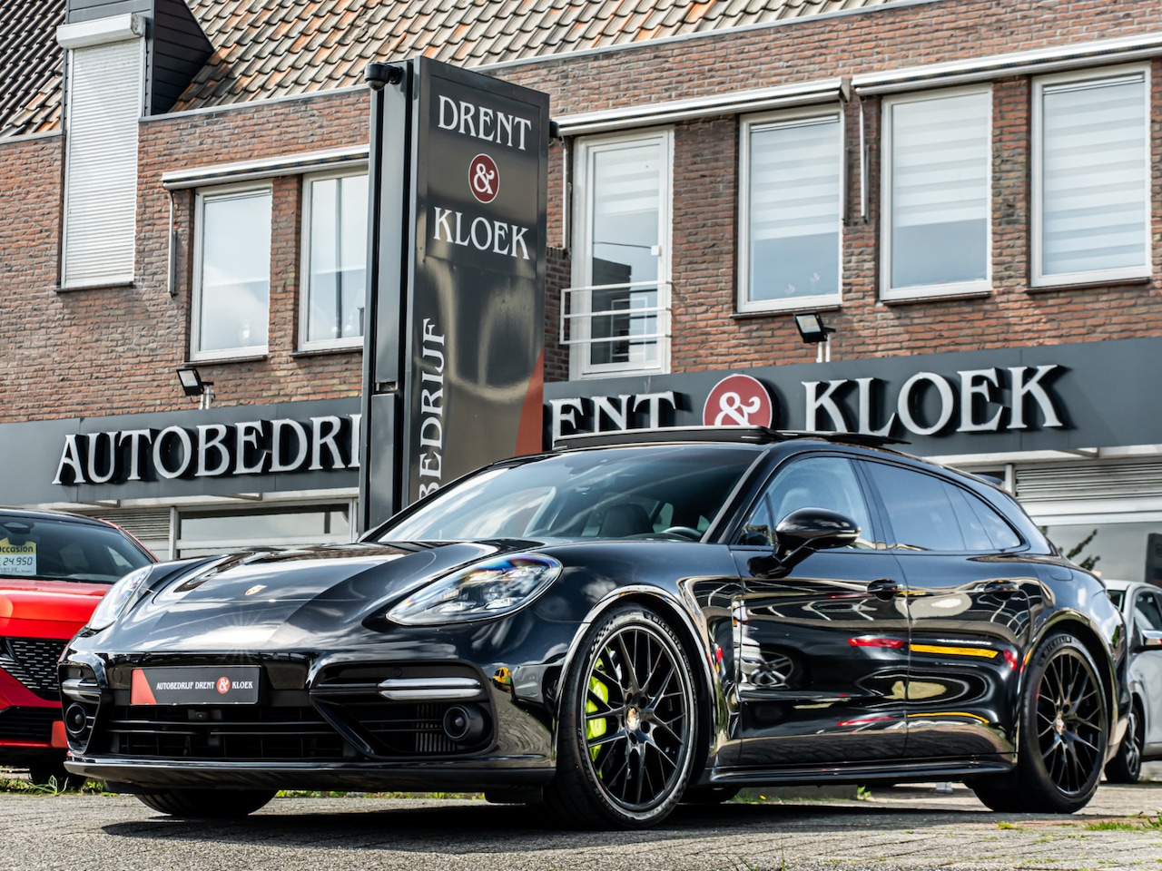Porsche Panamera Sport Turismo - 4.0 Turbo S E-Hybrid PANO KERAMISCH PDLS 21 INCH BURMESTER SPORTCHRONO BOMVOL!! - AutoWereld.nl