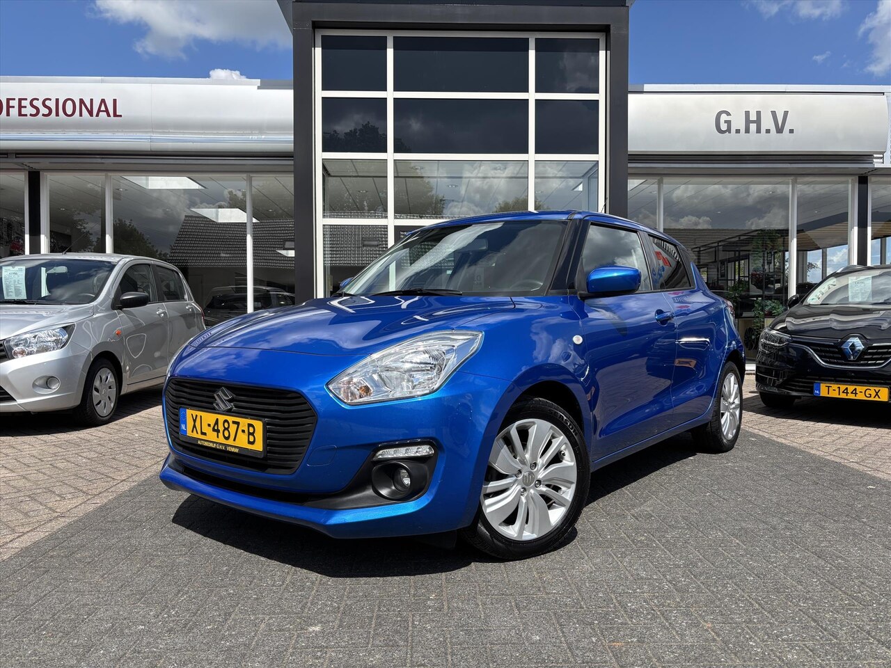 Suzuki Swift - 1.0 Boosterjet 112pk Select | All season banden | - AutoWereld.nl