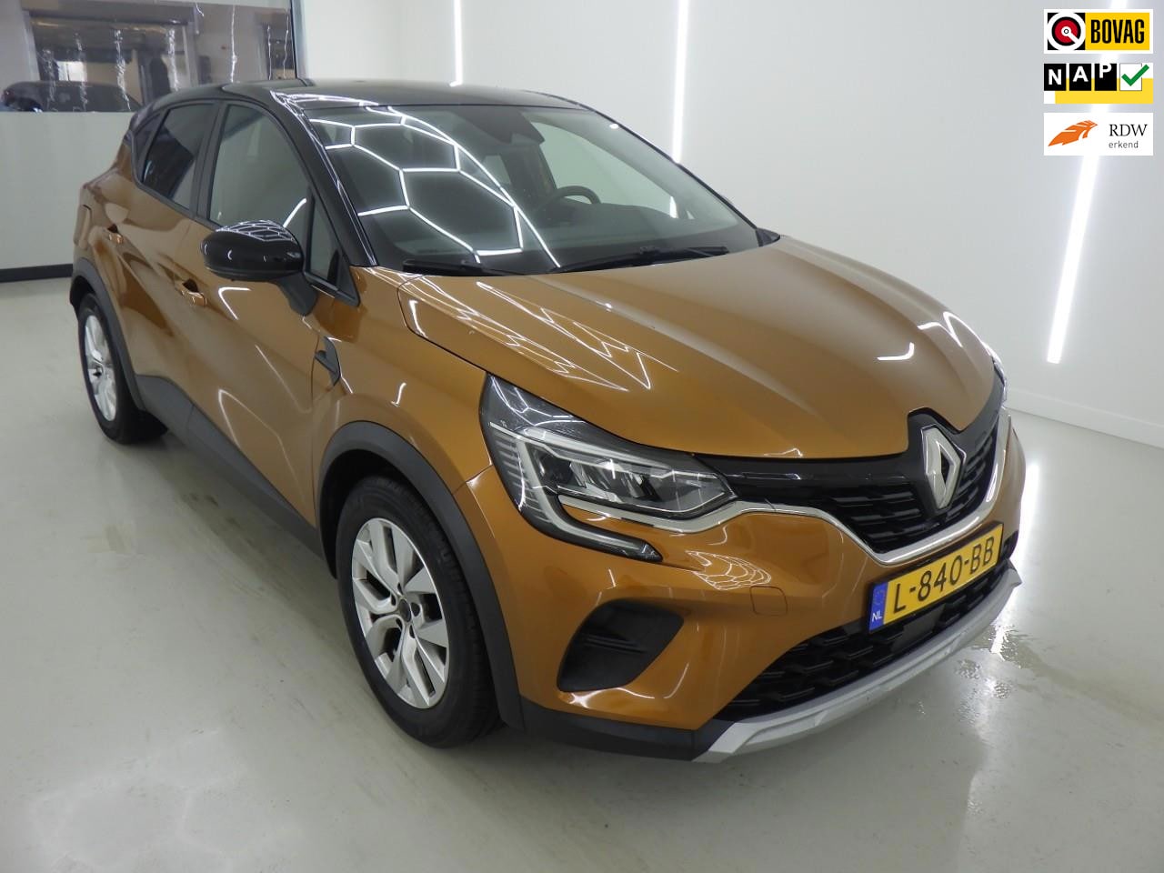 Renault Captur - 1.0 TCe 100 Bi-Fuel Business Navi+Led+ecc+17"lmv= ORIG/LPG G3 = GOEDKOOP RIJDEN !! - AutoWereld.nl