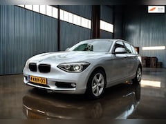 BMW 1-serie - 118i Upgrade Edition Leder_Led_Xenon_Navi_Cruise