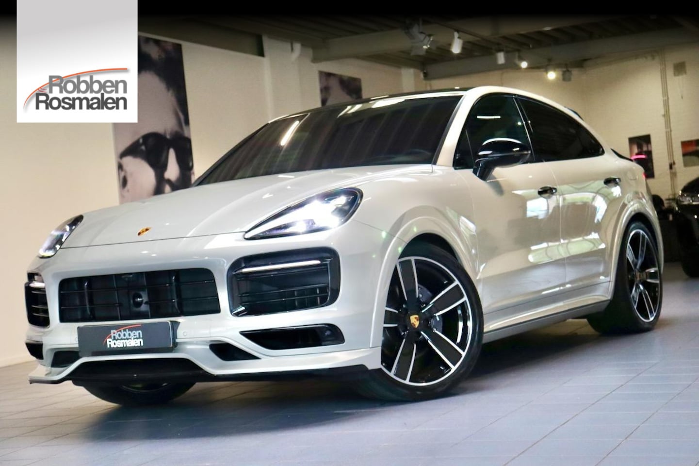 Porsche Cayenne Coupé - 3.0 E-Hybrid 1e EIG|TechArt|PANO|VOL - AutoWereld.nl