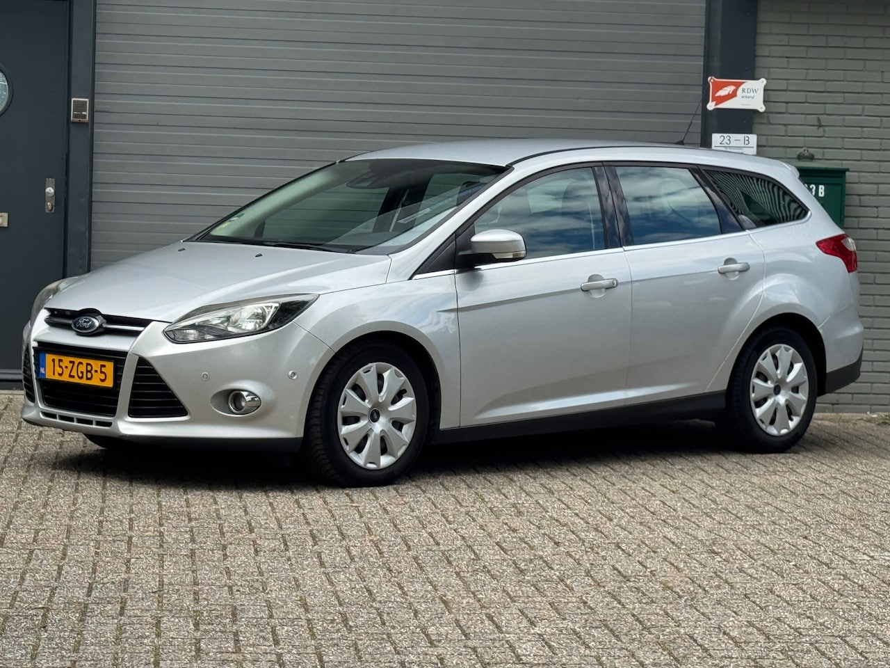 Ford Focus Wagon - 1.6 TDCI ECOnetic Lease Titanium 1.6 TDCI ECOnetic Lease Titanium - AutoWereld.nl
