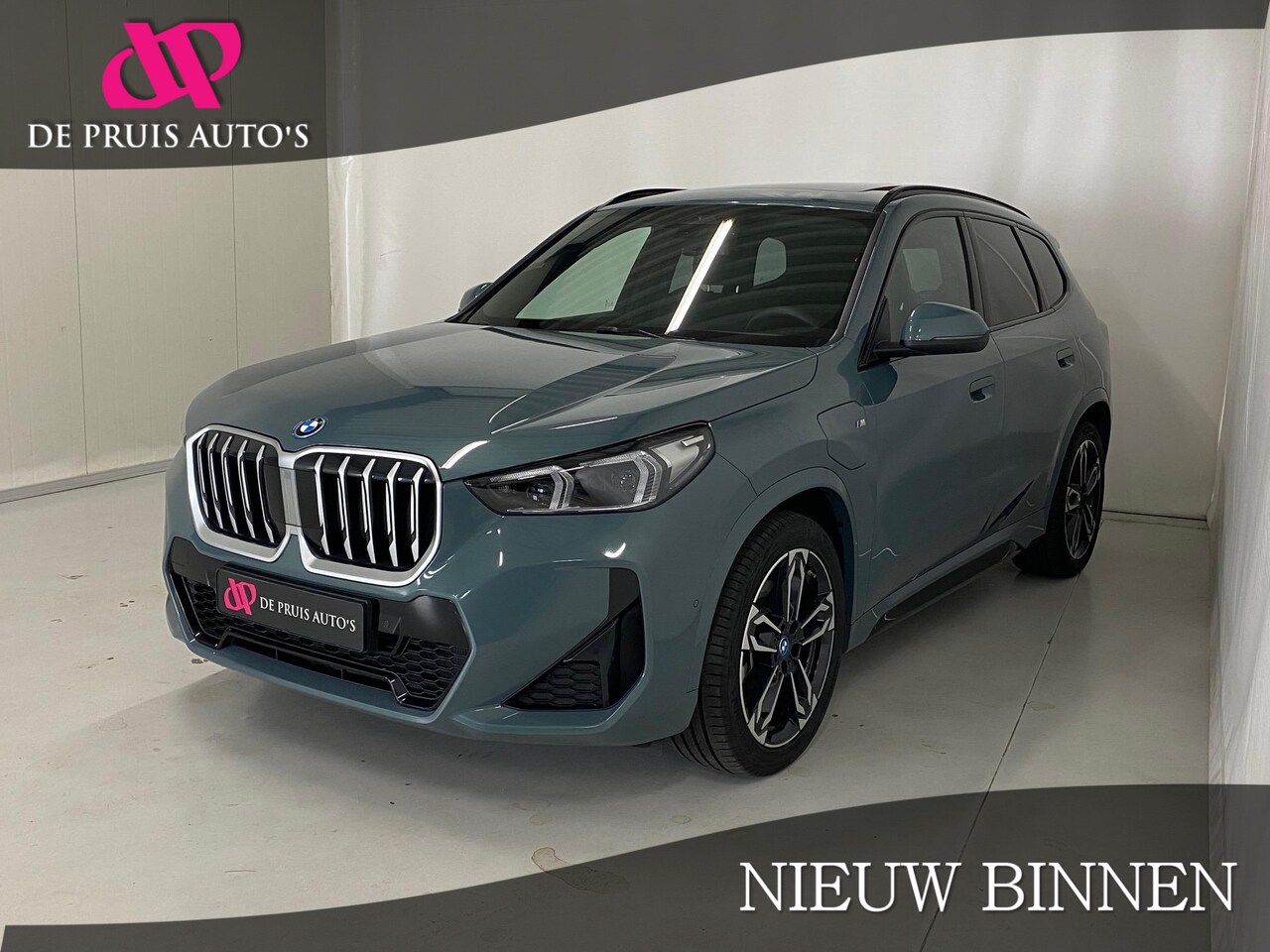 BMW X1 - xDrive25e M Sport Pano Trekhaak Camera 19 Inch Kyless Live Cockpit Adaptief Demping Systee - AutoWereld.nl