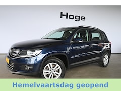 Volkswagen Tiguan - 1.4 TSI Easyline Clima Stoelverwarming Trekhaak Goed Onderhouden Inruil Mogelijk