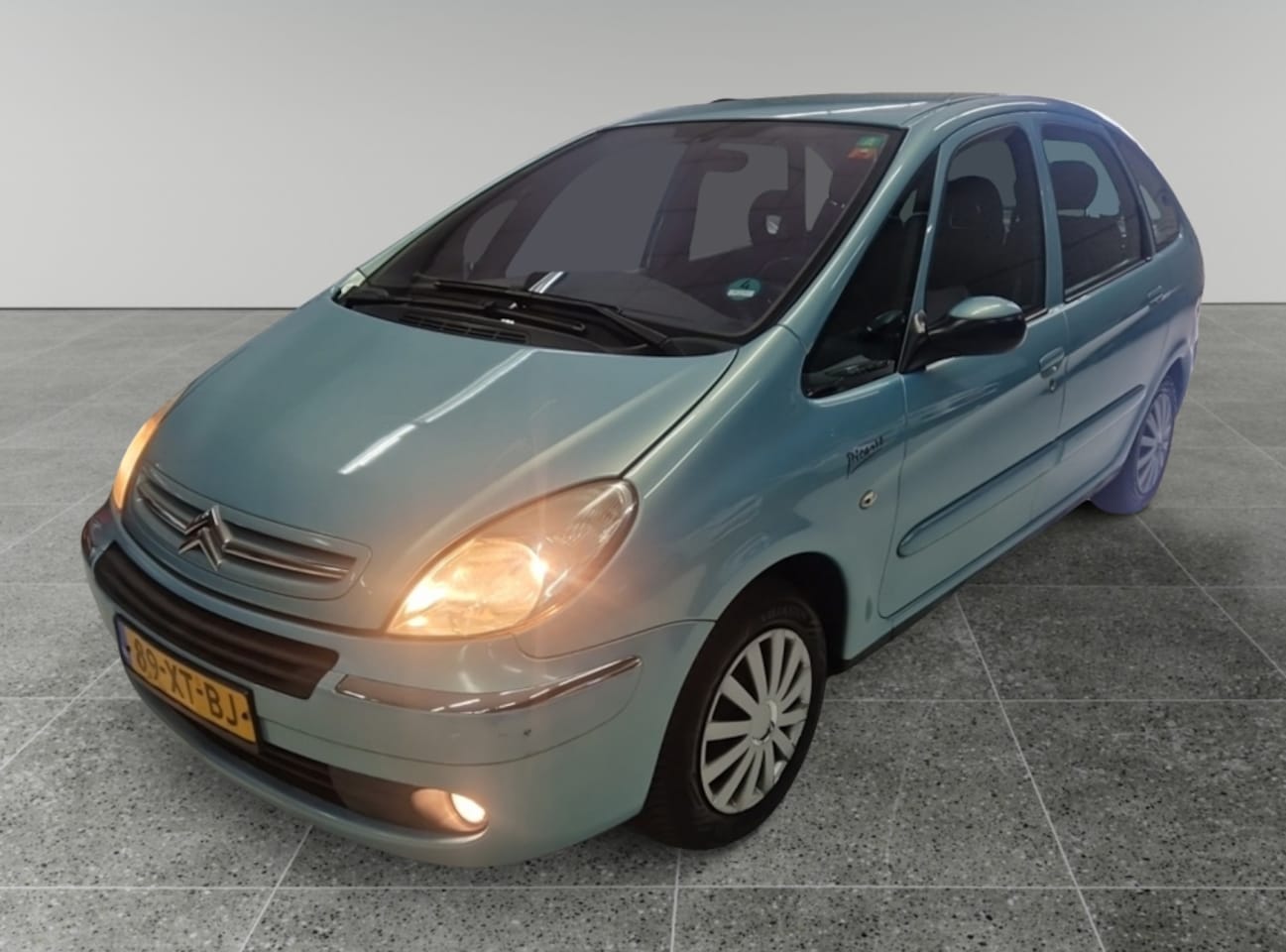 Citroën Xsara Picasso - 2.0i-16V Caractère AUTOMAAT APK 23-02-2027 - AutoWereld.nl