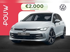 Volkswagen Golf - 1.5 eHybrid 204pk Life Edition | Panoramadak | Trekhaak Wegklapbaar