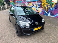 Volkswagen Up! - 1.0 move up BlueMotion goed onderhouden ijskoude airco perfect rijdend navigatie elektrisc