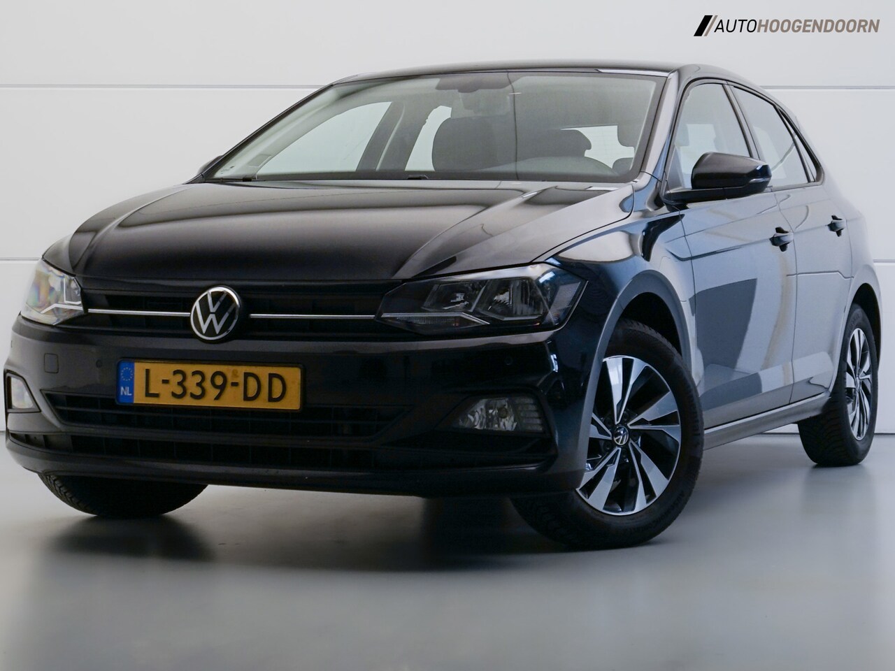 Volkswagen Polo - 1.0 TSI DSG Comfortline Business Luxe (ADAPTIVE,PARKEERSENSOREN,NAVIGATIE,APPLE CARPLAY,LM - AutoWereld.nl