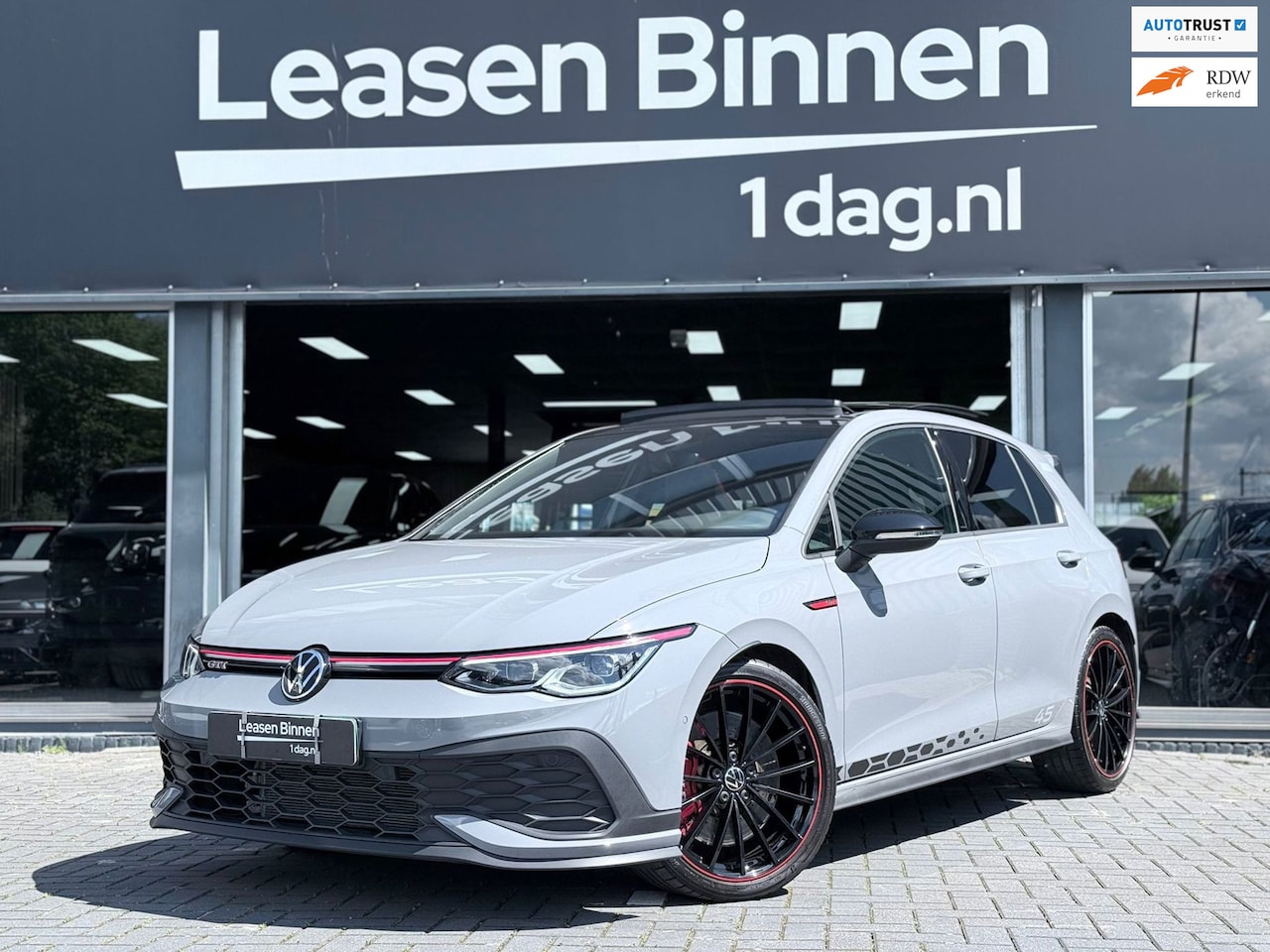 Volkswagen Golf - 2.0 TSI GTI 45 EDITIE|PANO|AKRAPOVIC|HARMON - AutoWereld.nl