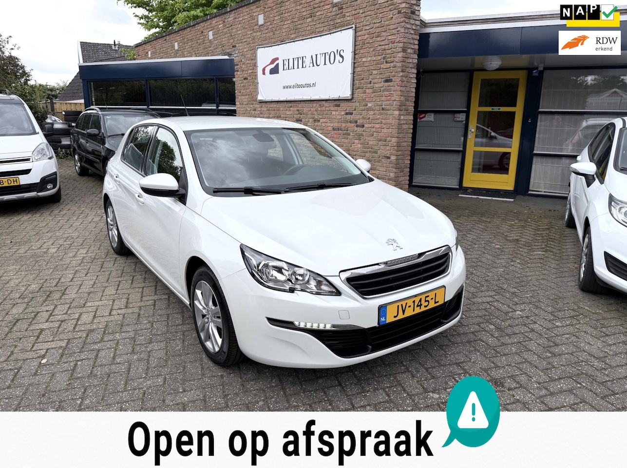 Peugeot 308 - /zeer mooie en dealer onderhouden/airco/navi/trekhaak/lage km+NAP/Nw Apk!!! - AutoWereld.nl