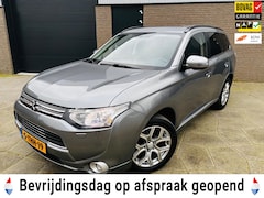 Mitsubishi Outlander - 2.0 PHEV Instyle| 4WD |TREKHAAK|AUTOMAAT|Zwart leder|Shuif/kantel elec.|