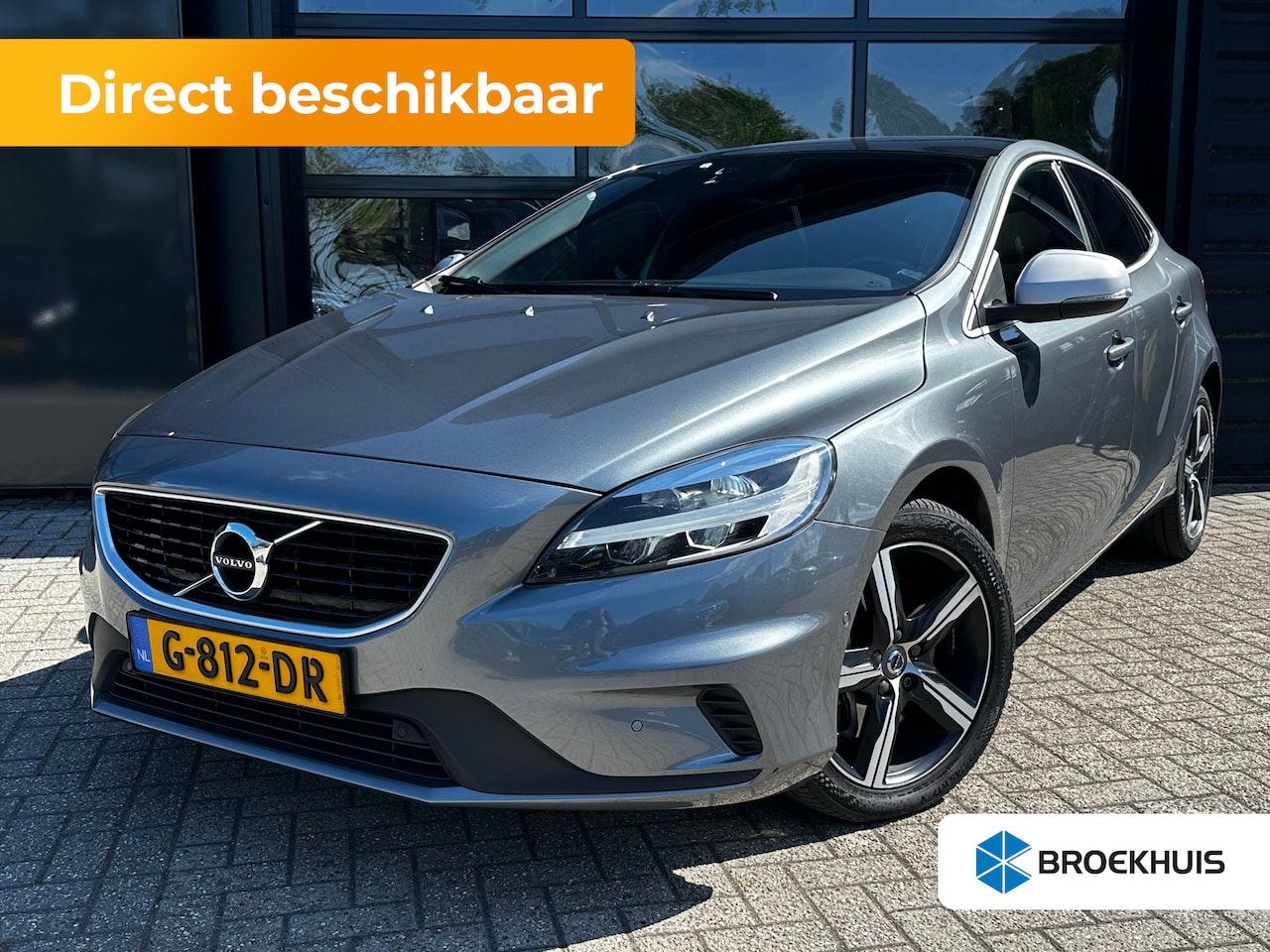 Volvo V40 - 1.5 T3 152PK R-Design AUTOMAAT TREKHAAK| PANORAMADAK| HARMAN/KARDON SOUND| STOELVERWARMING - AutoWereld.nl