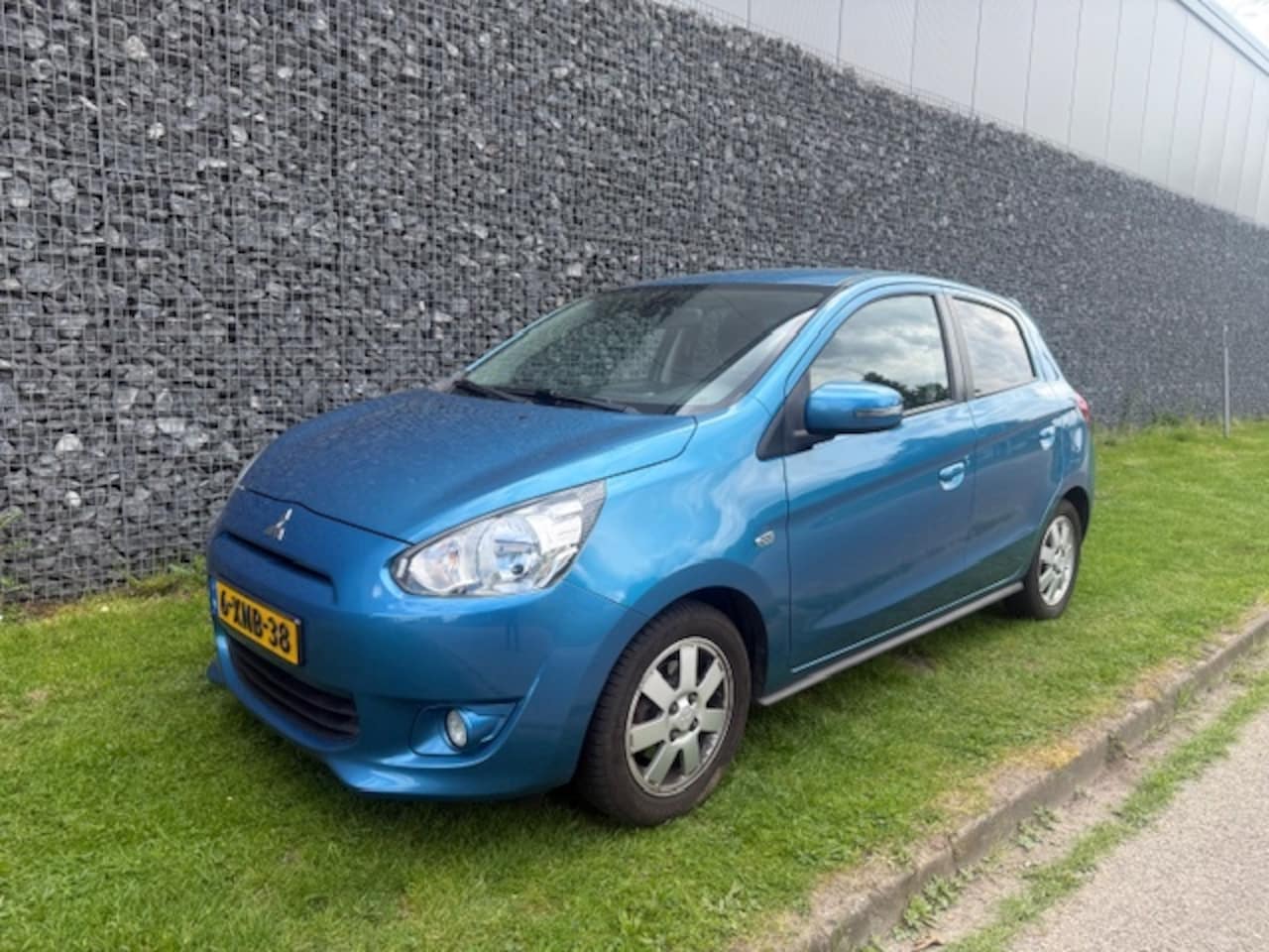 Mitsubishi Space Star - 1.0 Intense Keyless/Airco - AutoWereld.nl