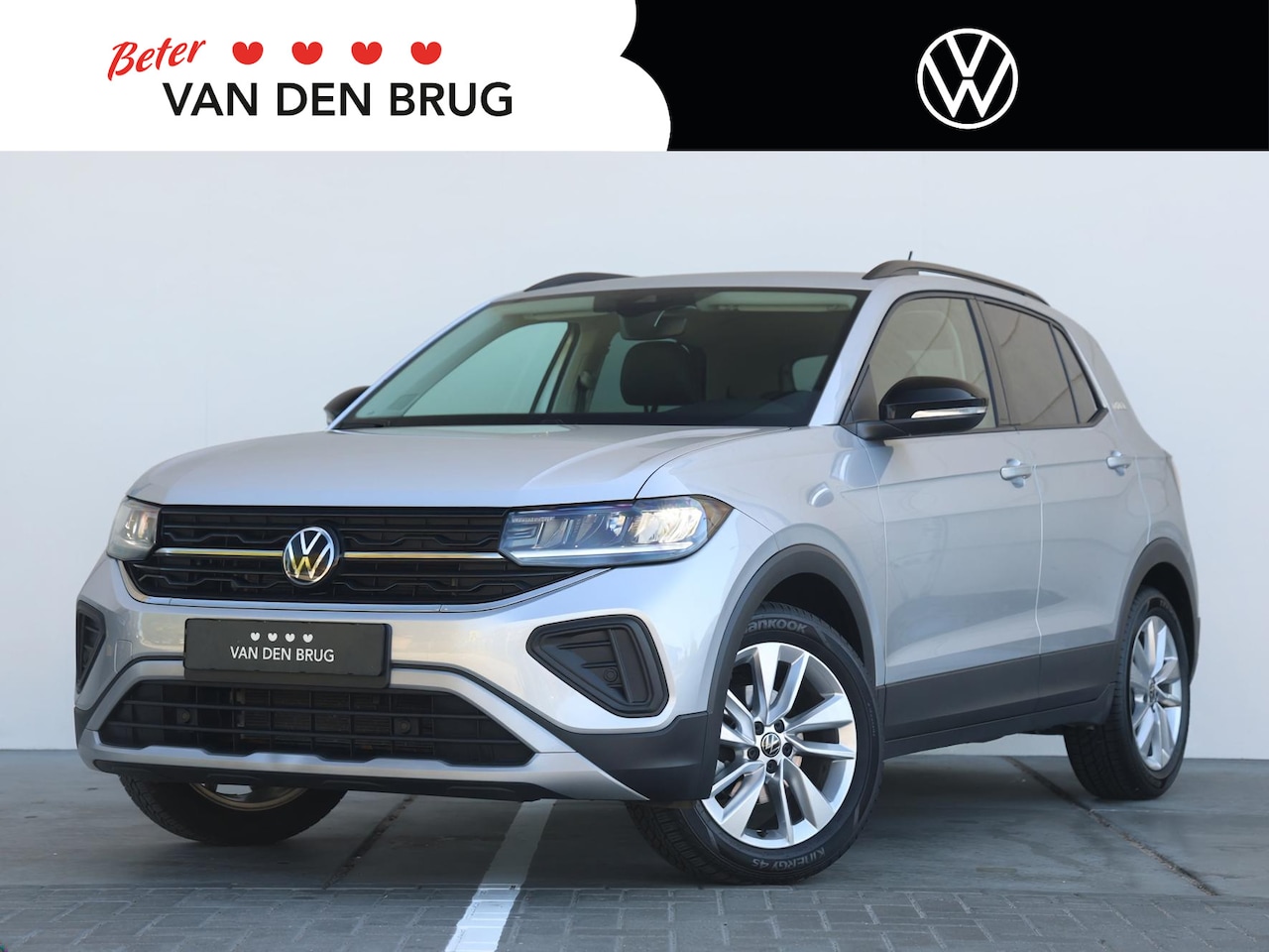 Volkswagen T-Cross - 1.0 TSI Life Edition 95PK | Navigatie | Led | Stoelverwarming | Parkeersensoren | Spiegelp - AutoWereld.nl