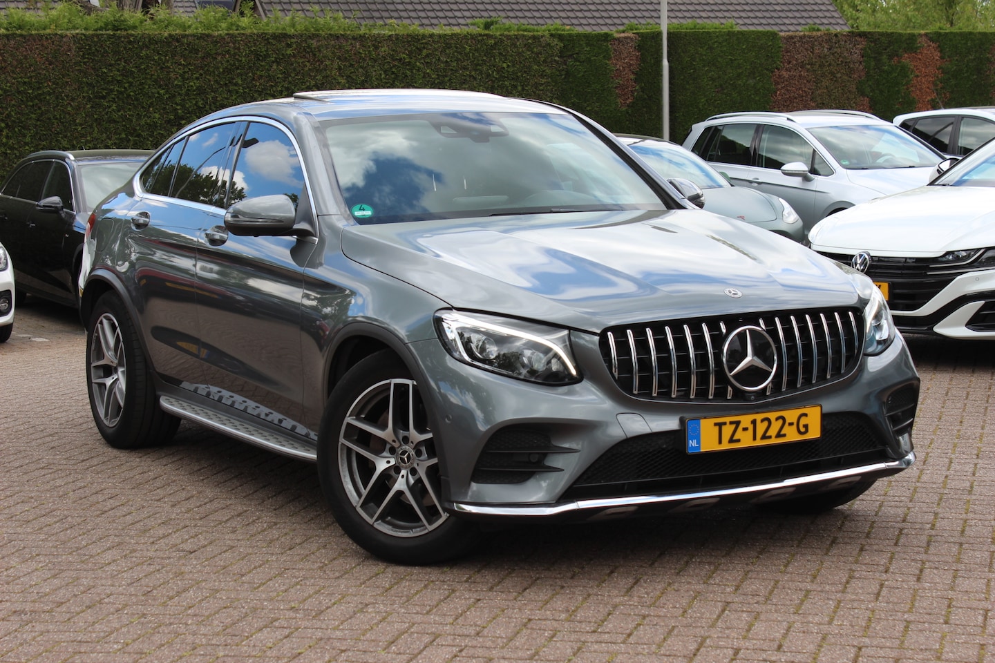 Mercedes-Benz GLC-klasse Coupé - 250 d 4MATIC Edition 1 / Trekhaak / Schuifdak / 360Camera / Head-up / Burmester / Keyless - AutoWereld.nl