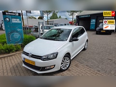 Volkswagen Polo - 1.2 Easyline l Stoelverwarming l Airco l Bluetooth l Distributieketting vervangen vorig ja