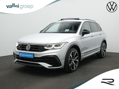 Volkswagen Tiguan - 1.4 TSI eHybrid 245 pk R-Line | Panoramadak | Trekhaak | Discover Pro | Adaptief onderstel