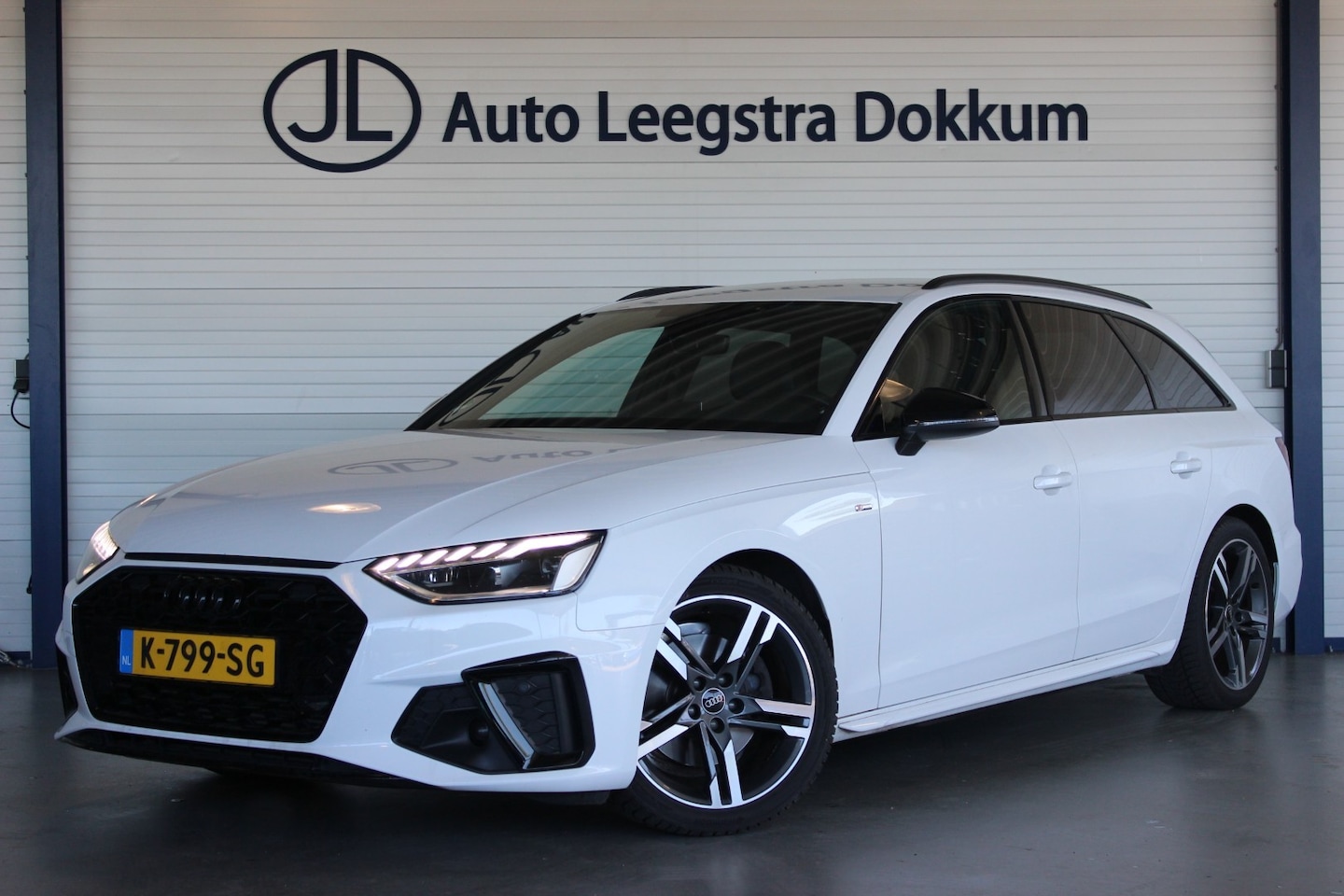 Audi A4 Avant - 35 TFSI S-Line Black Edition Camera | Adapt. Cruise | Stoelverw. | Carplay | Virtual Cockp - AutoWereld.nl