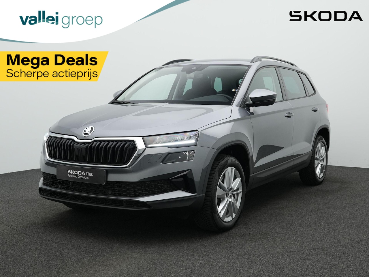 Skoda Karoq - 1.5 TSI ACT 150 pk DSG Business Edition | LED | Stoelverwarming | Achteruitrijcamera | Key - AutoWereld.nl