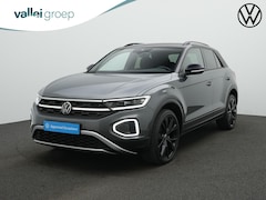 Volkswagen T-Roc - 1.5 TSI 150 pk DSG Style | Beats | IQ Light | Achteruitrijcamera | Stoelverwarming | Massa