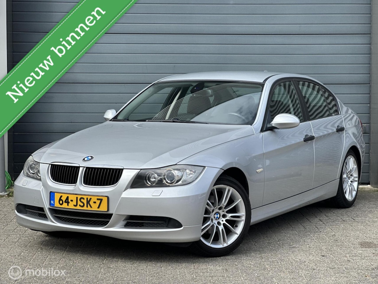 BMW 3-serie - 320i AUT High Executive | Stoelverwarming - AutoWereld.nl