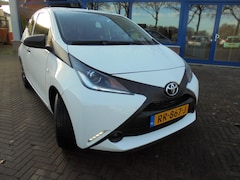 Toyota Aygo - TOYOTA