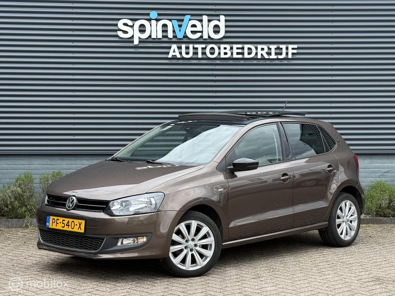 Volkswagen Polo - 1.2 Easyline - Pano - Pdc - Multimedia - - AutoWereld.nl
