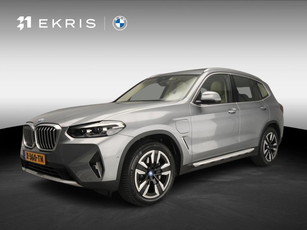 BMW X3 - xDrive30e | LED | Navigatie | Schuifdak | Sportstoelen | PDC | DAB | Hifi speakers | Alu 1 - AutoWereld.nl