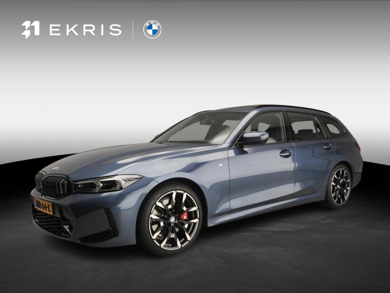 BMW 3-serie Touring - 330d xDrive | M-Sportpakket | LED | Leder | HUD | Schuifdak | Trekhaak | Elektr. zetels | - AutoWereld.nl