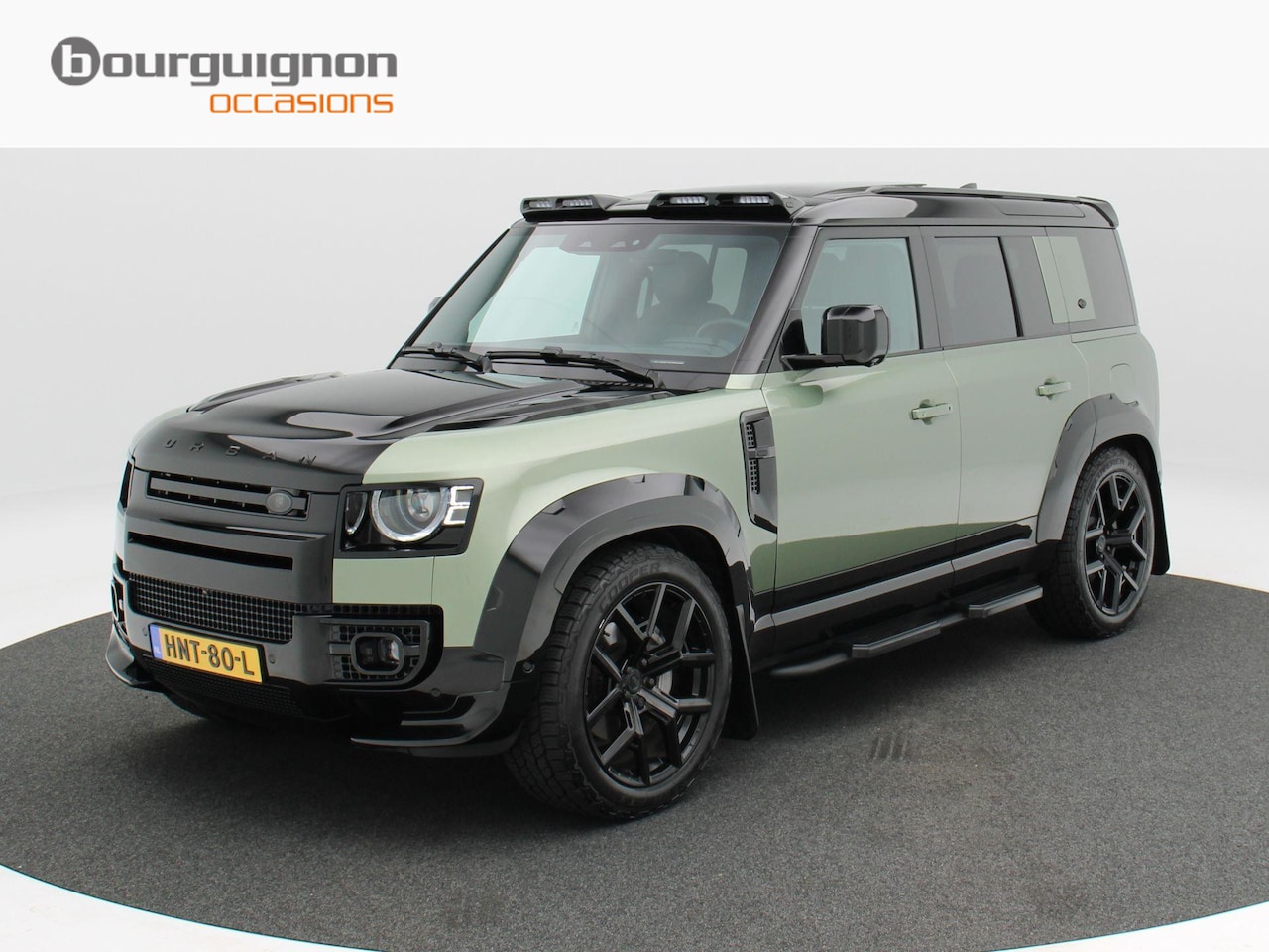 Land Rover Defender 110 - 2.0 P400e 110 Urban Widetrack | 360° Camera | Meridian Audio | Stoelverwarming | Panoramad - AutoWereld.nl