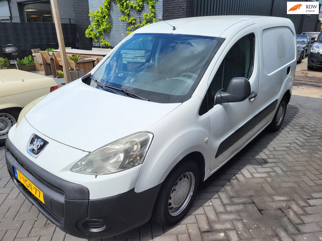 Peugeot Partner - 120 1.6 HDI L1 XR VAN 2 ZITTER GEEN APK - AutoWereld.nl