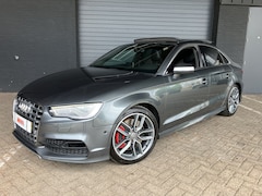 Audi S3 - QUATTRO MATRIX XENON PANO RS3 STOELEN