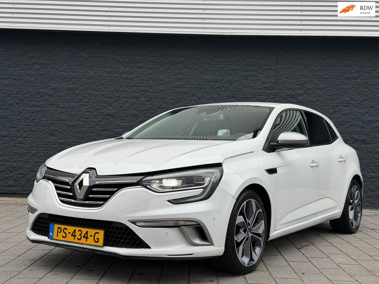 Renault Mégane - 1.2 TCe GT-Line Sportstoelen/LED - AutoWereld.nl