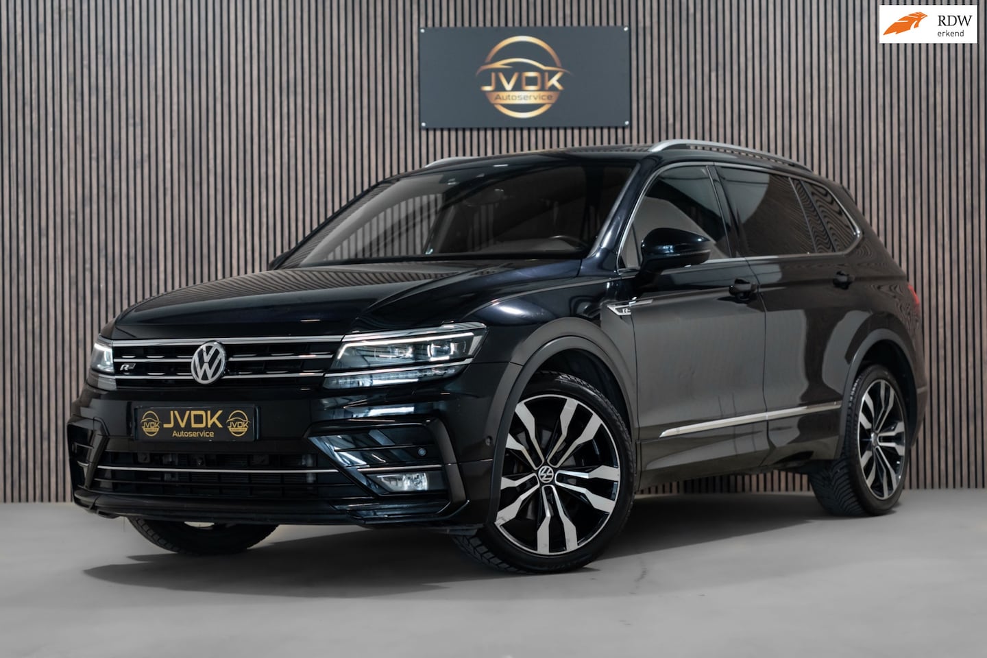 Volkswagen Tiguan Allspace - 1.5 TSI Comfortline Business 7p. 1.5 TSI Comfortline Business 7p. Full Option - AutoWereld.nl