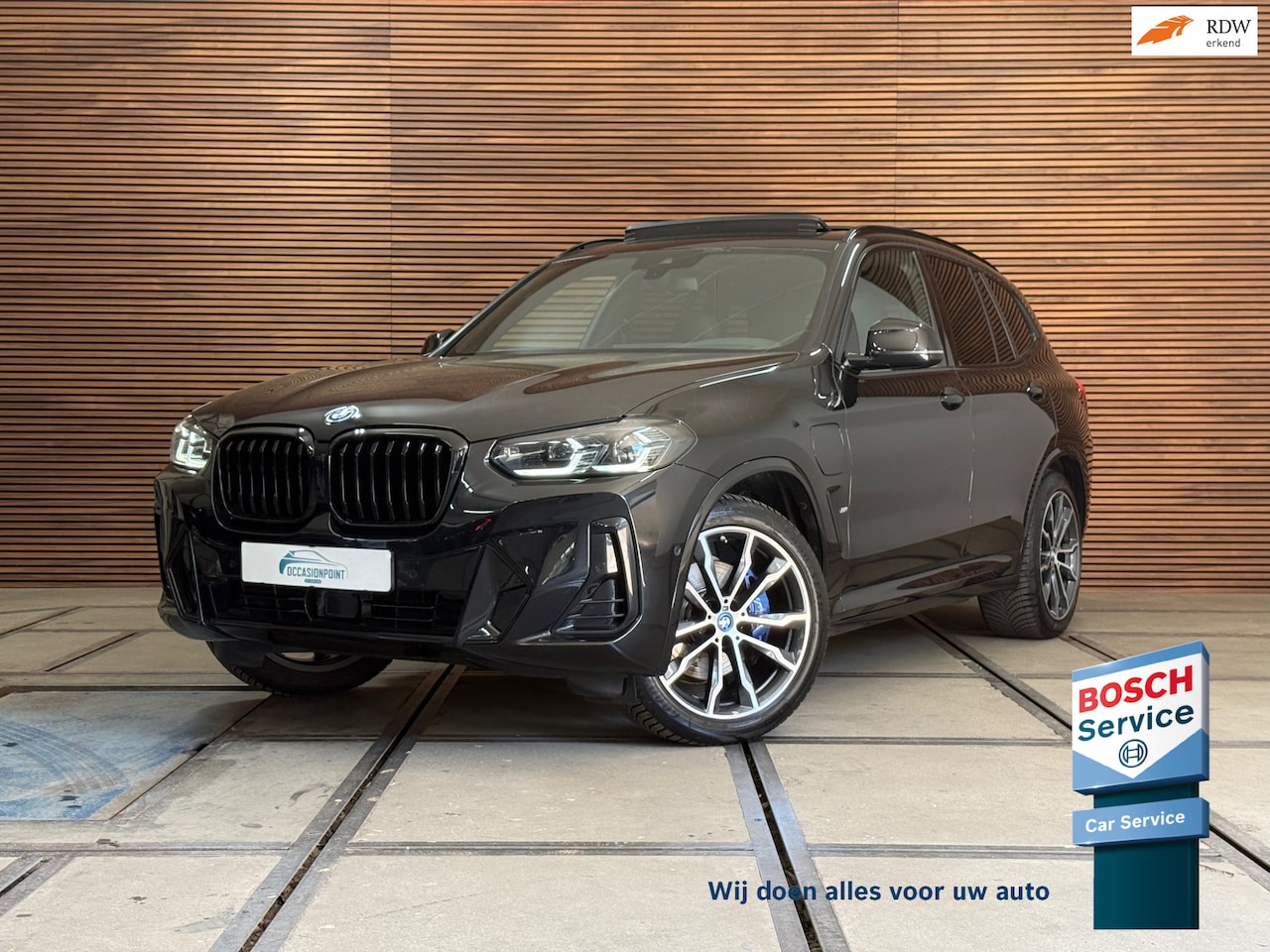 BMW X3 - BMW X3 xDrive30e High Executive | Pano | 20” 699M | M Sportremmen | ACC | Leder - AutoWereld.nl