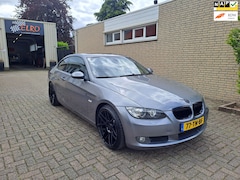 BMW 3-serie Coupé - 325i Introduction
