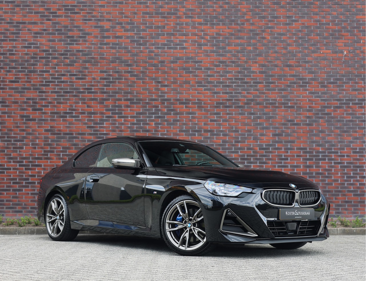 BMW 2-serie Coupé - M240i xDrive High Executive | Pano - 360 camera - Harman Kardon - AutoWereld.nl