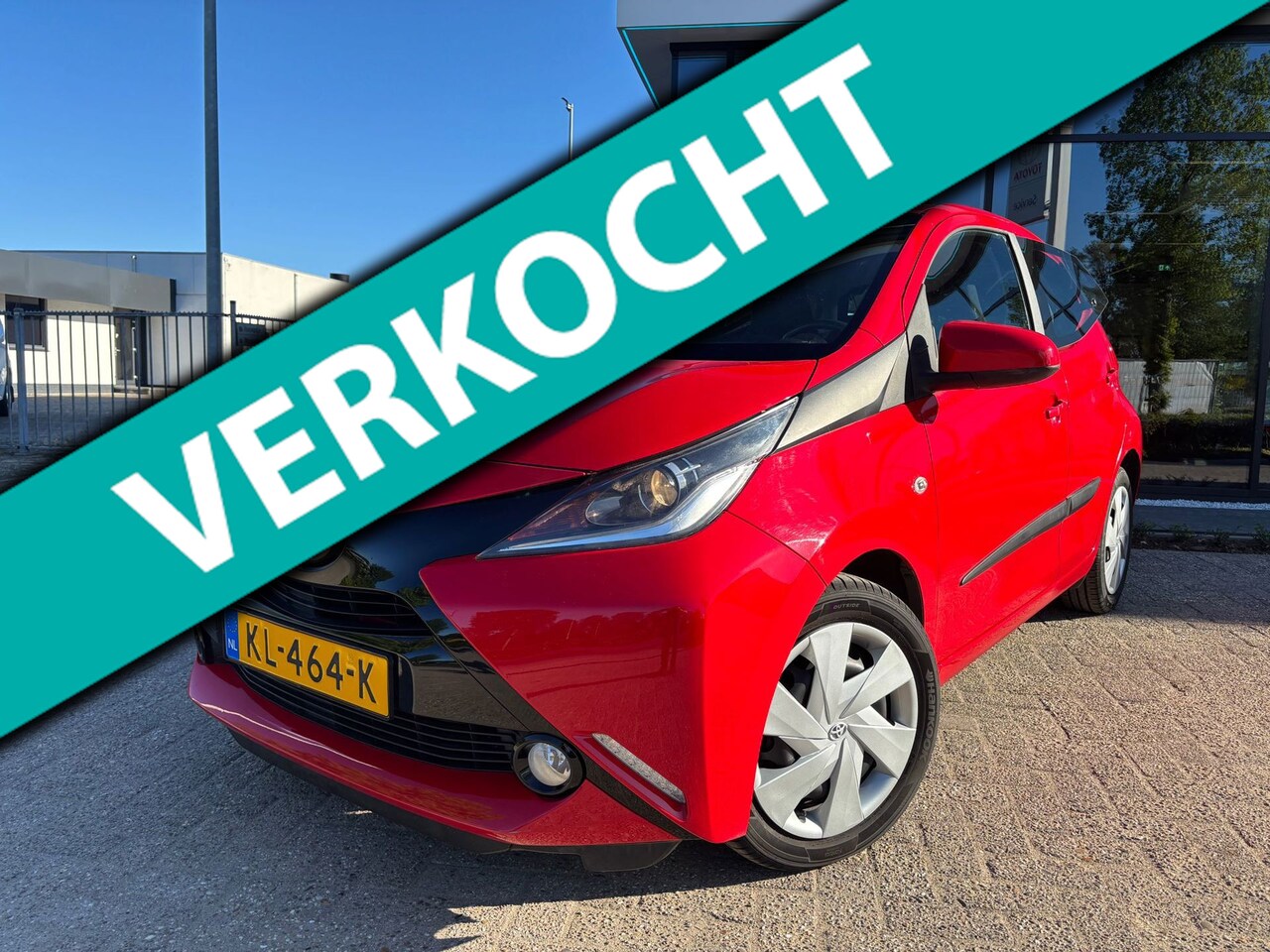 Toyota Aygo - 1.0 VVT-i x-play|Camera|Airco - AutoWereld.nl