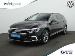 Volkswagen Passat Variant - 1.4 TSI PHEV 218 pk GTE | IQ Light | Achteruitrijcamera | Elektrische achterklep | Stuur-/