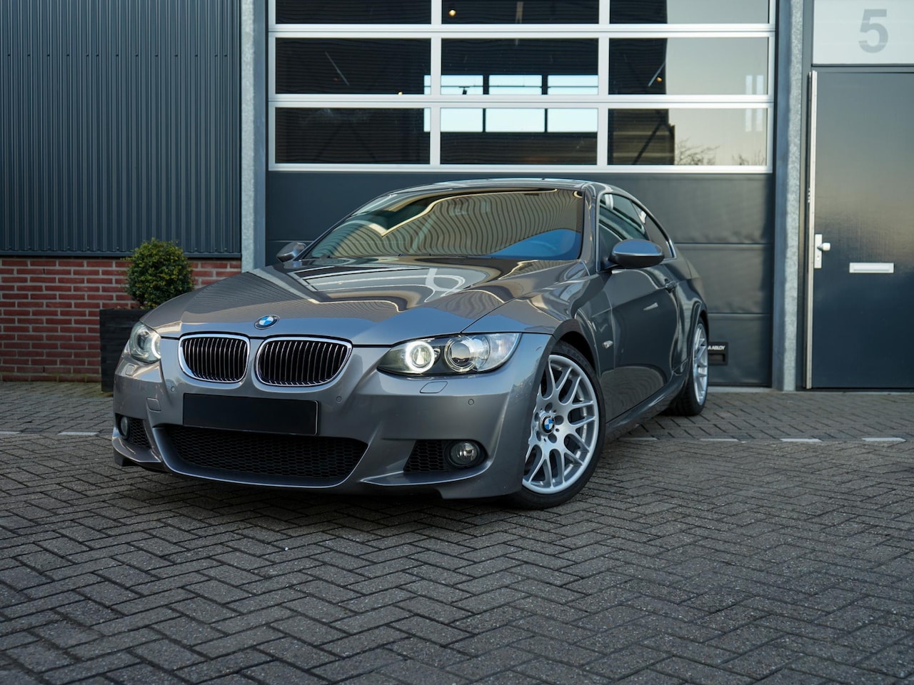 BMW 3-serie Coupé - 335i Executive 335i Executive - AutoWereld.nl