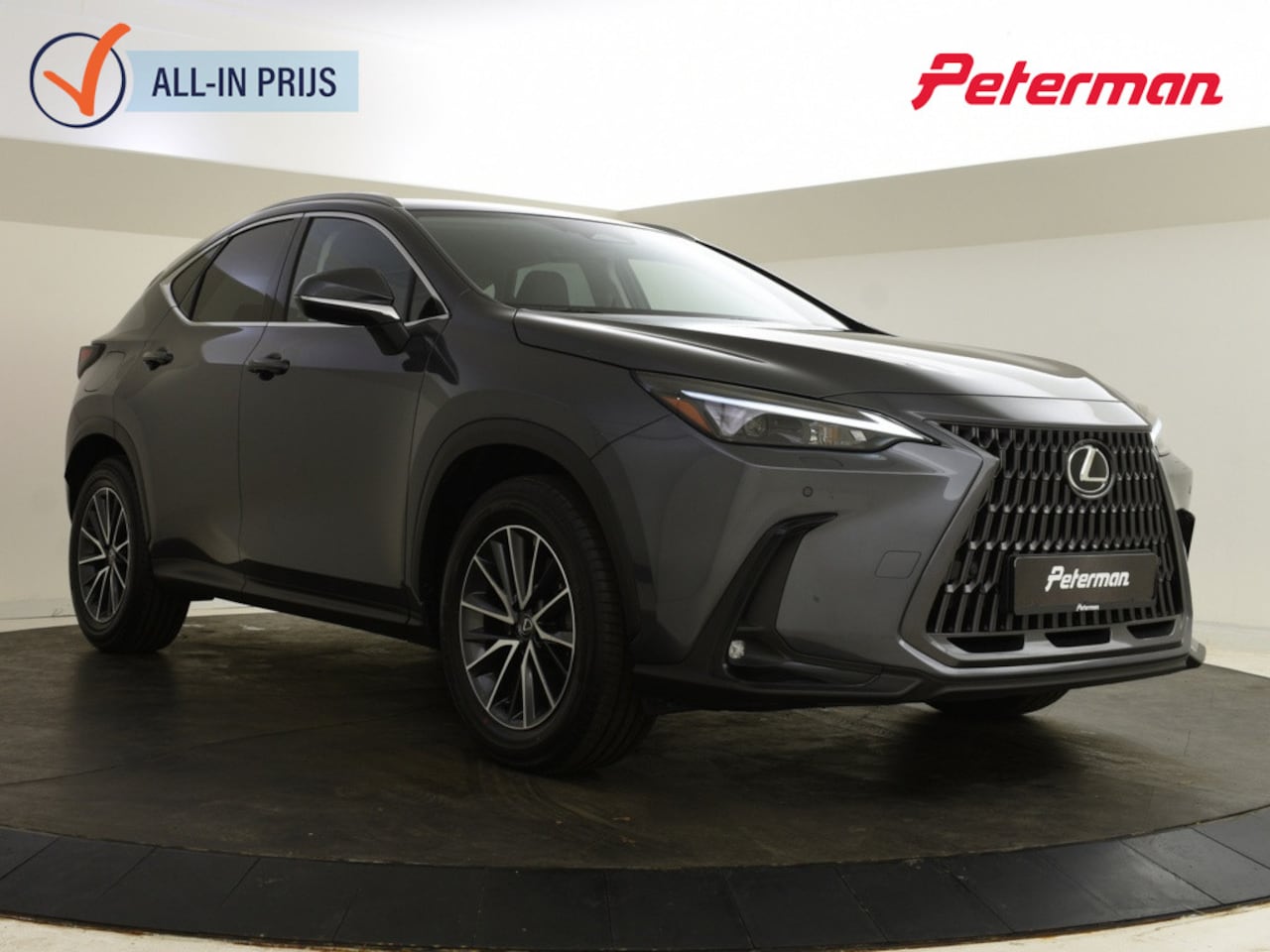 Lexus NX - 450h+ AWD Luxury Line | Trekhaak | Blindspot | El. A. Klep - AutoWereld.nl