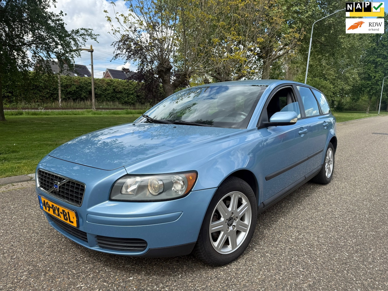 Volvo V50 - 1.8 Kinetic NAP/APK/AIRCO/VELGEN - AutoWereld.nl