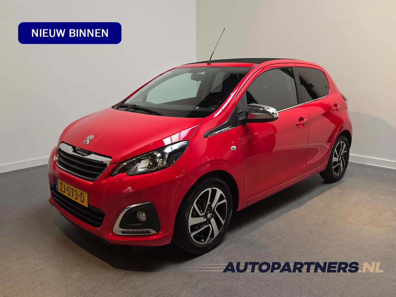 Peugeot 108 - 1.0 e-VTi Allure TOP! -  Apple Carplay/Android Auto - Elektrisch vouwdak - Cruise - AutoWereld.nl
