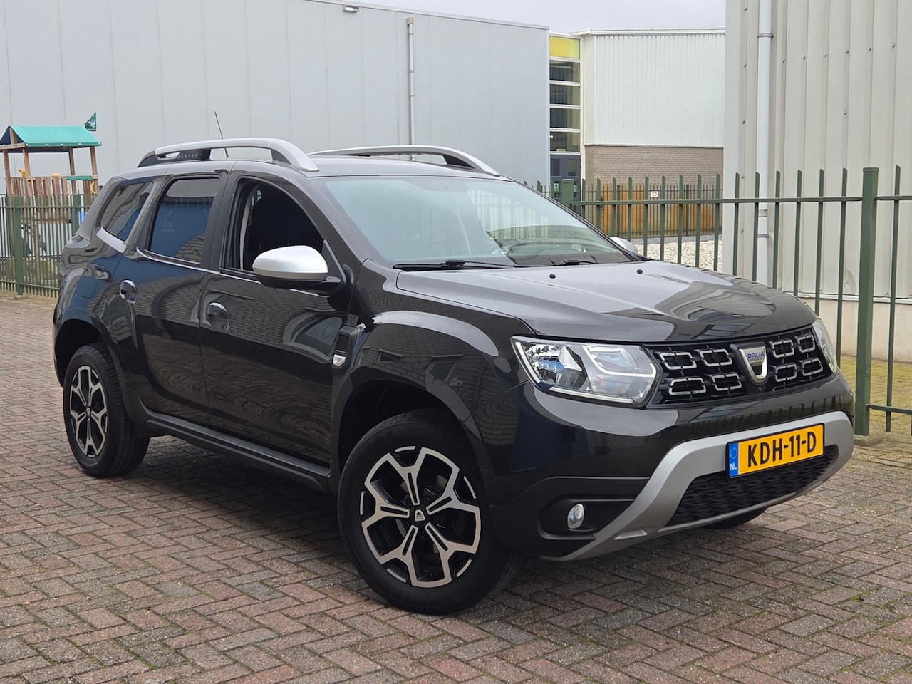 Dacia Duster - 1.3 TCe 150Pk Navi-Cruise-360Camera-Led-keyless - AutoWereld.nl